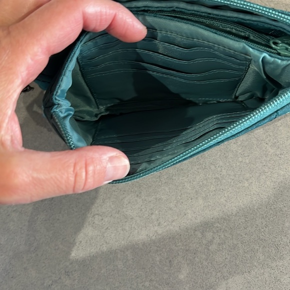 Thirty-one teal/emerald or black quilted purse with matching wallet - Picture 11 of 11